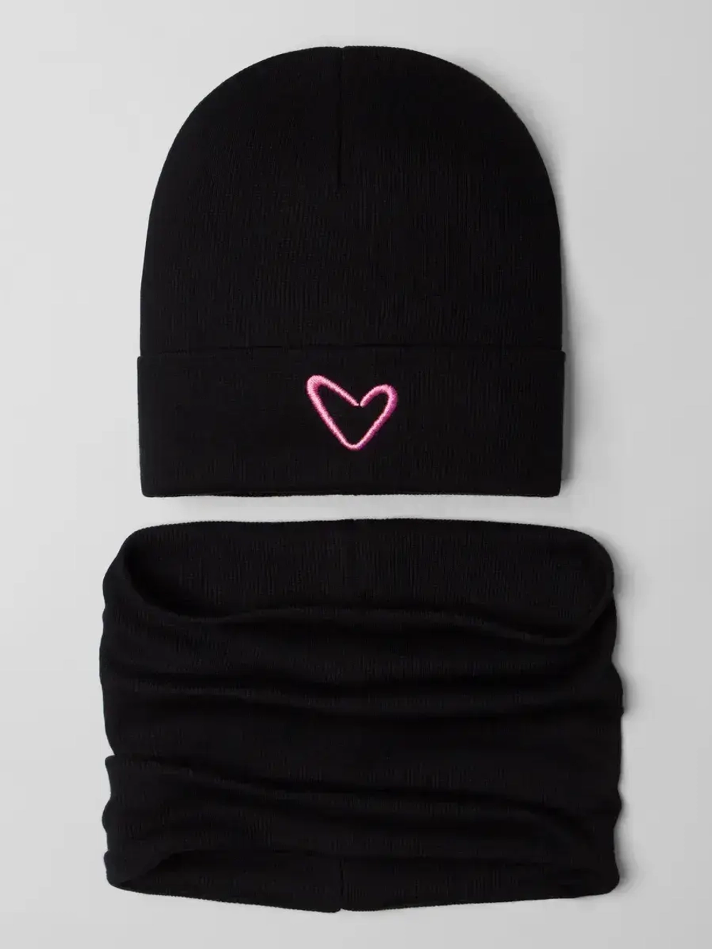 Шапка для девочки на осень