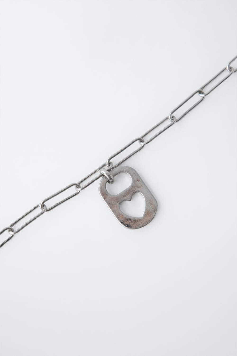 ZARA НАБОР ИЗ ДВУХ ОЖЕРЕЛИЙ С ПЛАСТИНОЙ И КУБИКОМ, СЕРЕБРИСТЫЙ