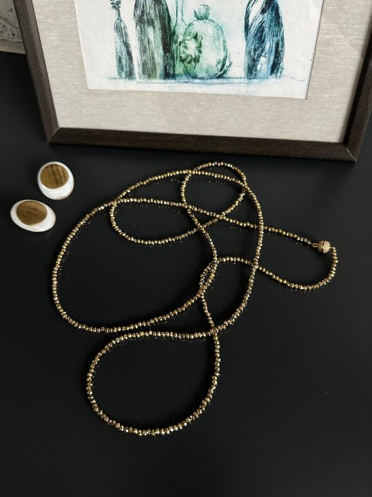 Нить-трансформер "Венеция" из золотого венецианского стекла с золотым магнитом