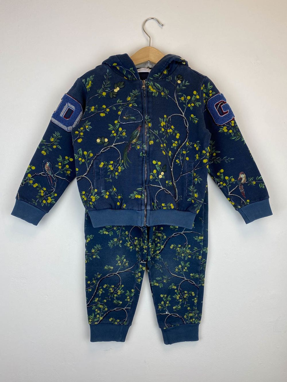 Костюм Dolce&Gabbana