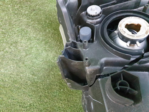 Битая Фара левая Suzuki Vitara 2 (2014-2019) галоген