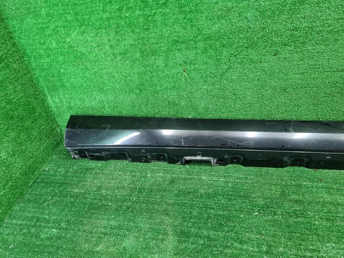 Накладка порога RH Mercedes S W222 13-20 Maybach