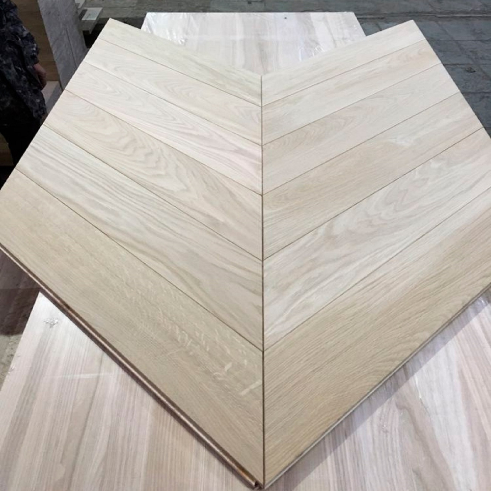 Инженерная доска Дуб  французская елка без покрытия