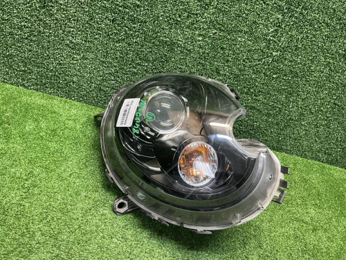 Фара правая Mini Hatch R56 (2010-2013) ксенон