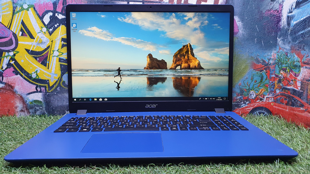 Ноутбук Acer i3-10/4Gb/FHD