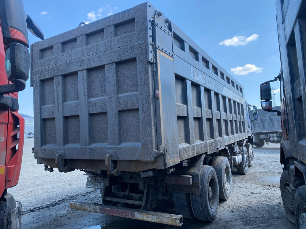 Howo T5G 8x4 Самосвал ZZ3317V386GE1 (Дизельный, 10,5 л, 440 л.с., МТ)