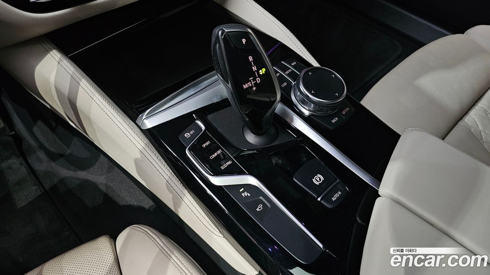 BMW 5 Series (G30) 530i xDrive M Sports Plus (08.2019)