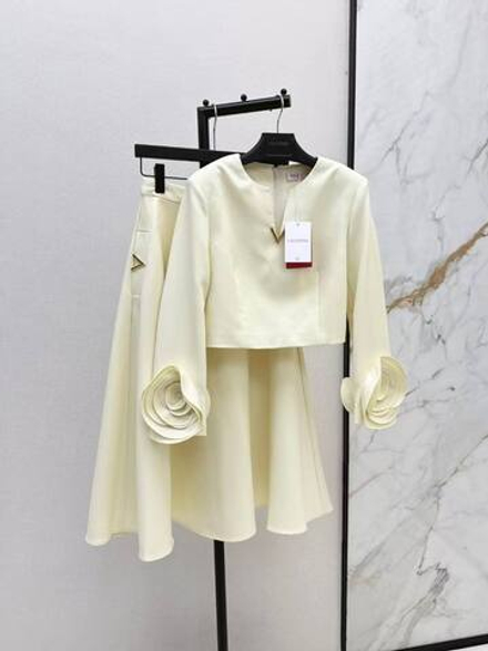 Костюм Valentino