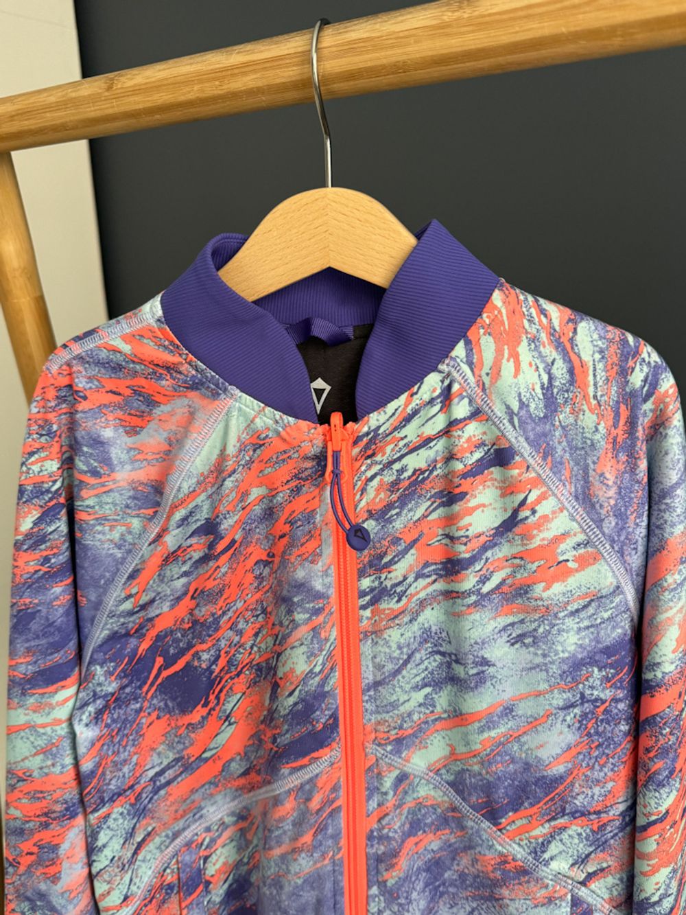 Новая толстовка Ivivva, 152