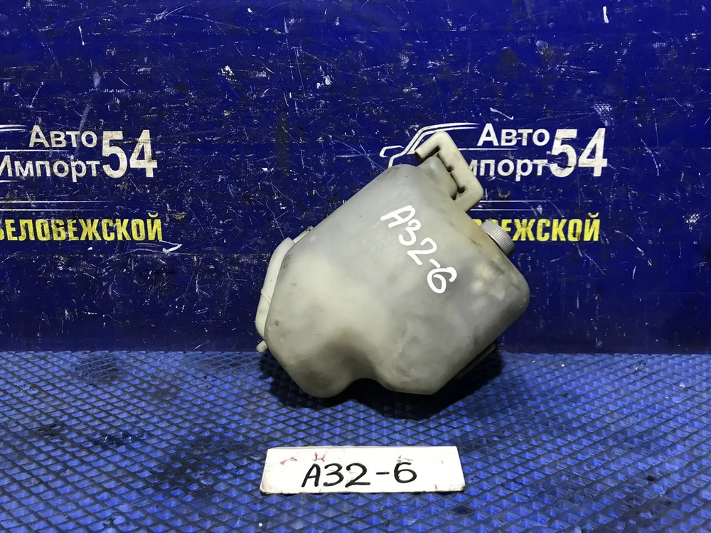 Бачок расширительный NISSAN CEFIRO 1994