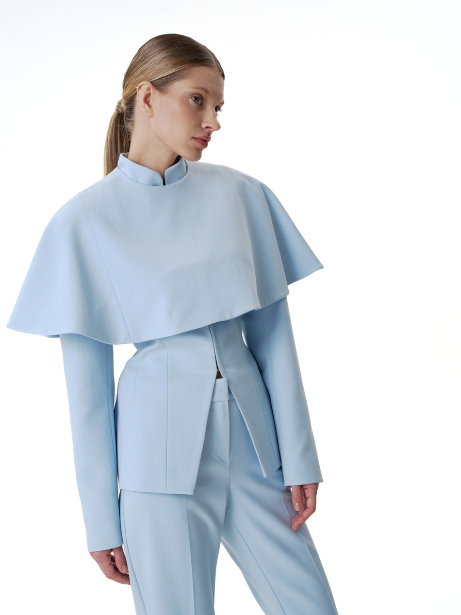 Накидка костюмная голубая