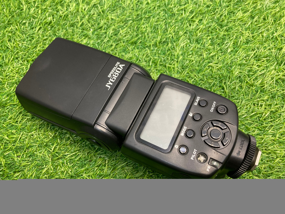 Viltrox JY680A