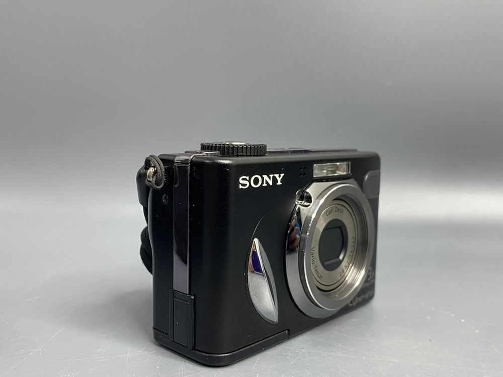 Sony Cyber-shot DSC-W17