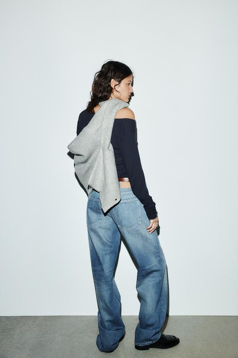 ZARA ДЖИНСЫ TRF BAGGY TAPERED С НИЗКОЙ ПОСАДКОЙ, СИНИЙ