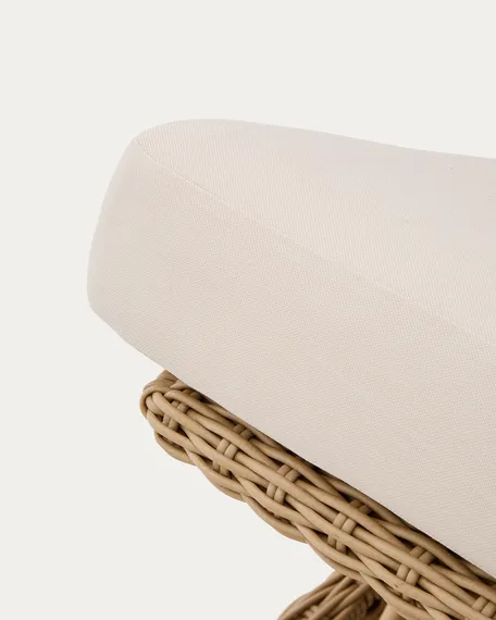 Шезлонг Meria из искусственного ротанга