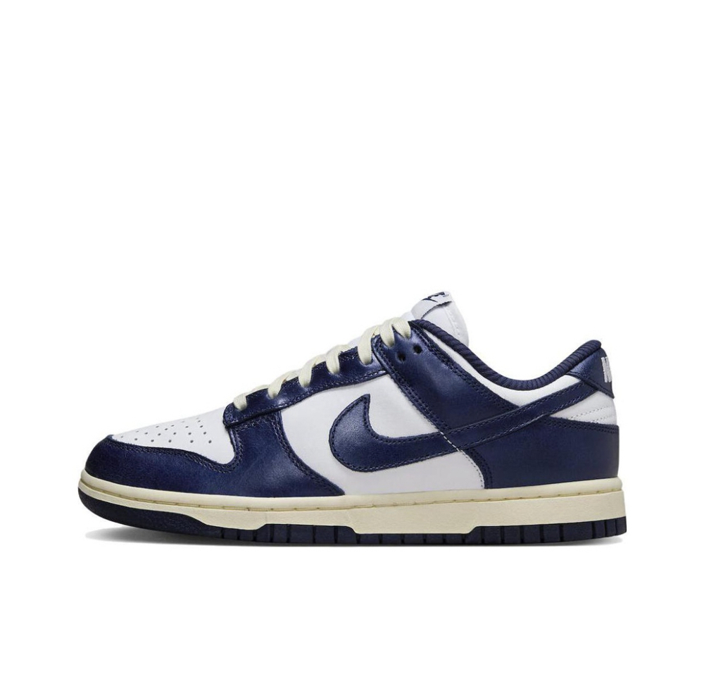 Nike Dunk Low W "Vintage Navy"