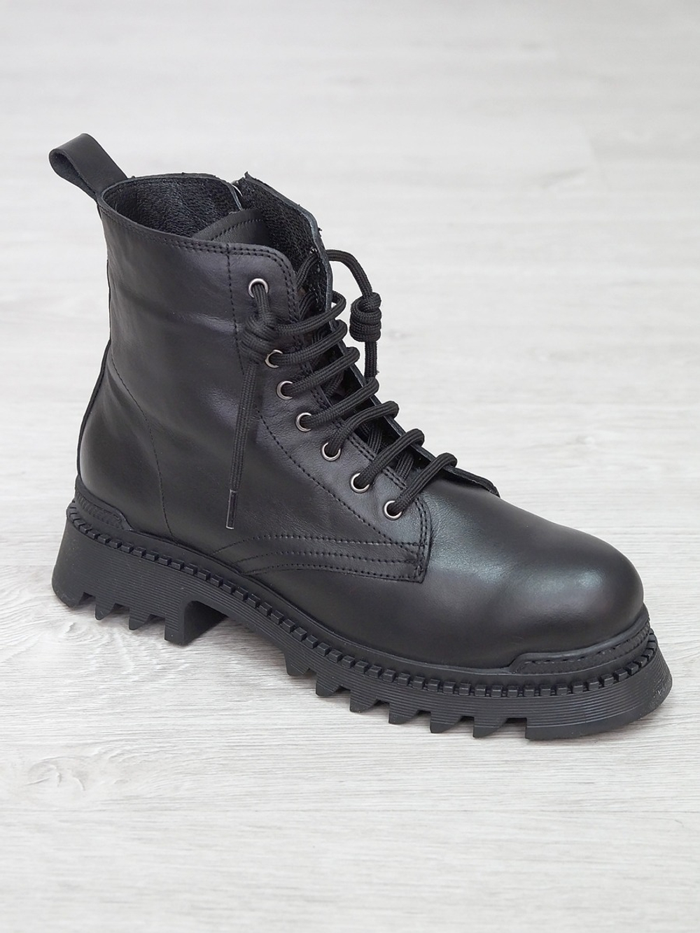 Ботинки женские зимние