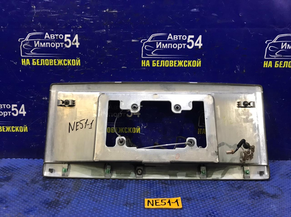 Ручка двери багажника NISSAN ELGRAND 2005