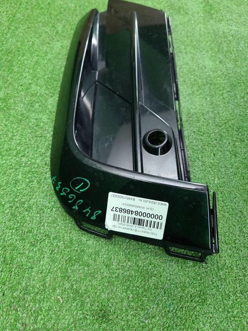 Решетка переднего бампера VW Tiguan 2 16-20 R-line