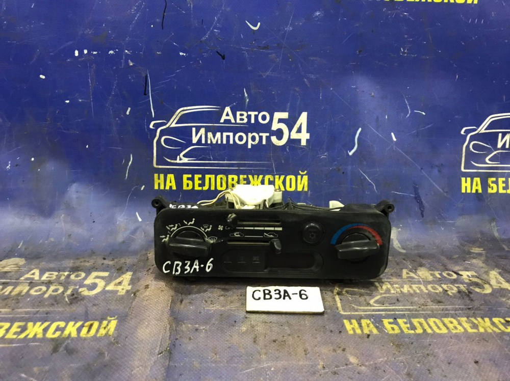 Блок управления климат-контролем MITSUBISHI LANCER 1993