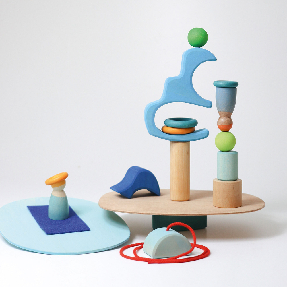 Деревянный сюжетный игровой набор "У воды"