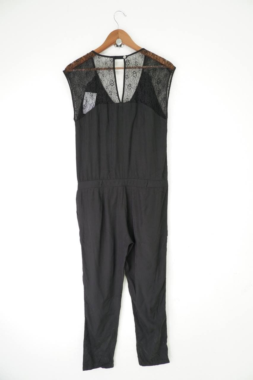 Комбинезон с ажуром на спине 46 размер