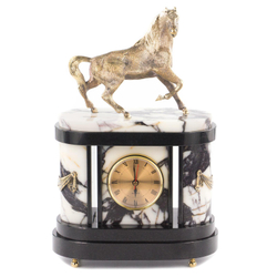 Часы "Конь" мрамор долерит бронза 210x120x320 мм 7000 гр.   R120030?