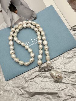 Роскошное колье-трансформер из барочного жемчуга