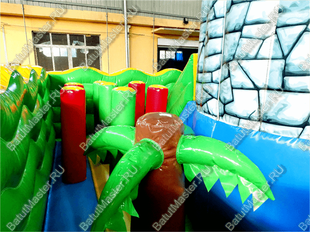 Большой надувной батут "Средневековье" 8*8*5 м