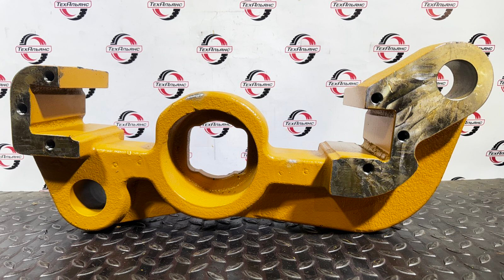 Кронштейн 8W-4066