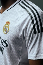 Футболка adidas Real Madrid 24/25 Home Authentic