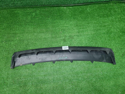 Накладка переднего бампера Lada Vesta (2022-н.в.)