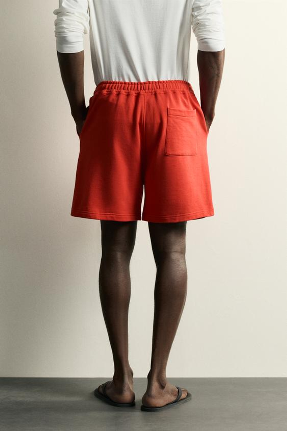 ZARA СПОРТИВНЫЕ ШОРТЫ RELAXED FIT, КРАСНЫЙ