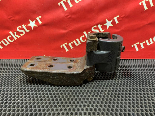 Кронштейн заднего стабилизатора левый 2019г.