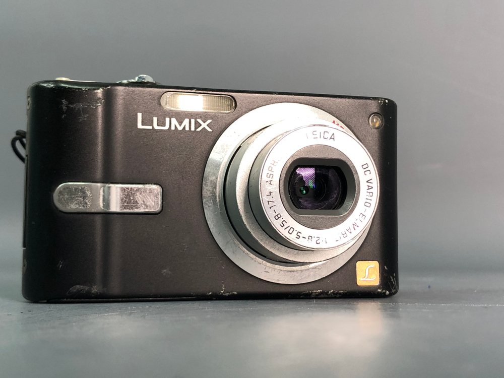 Panasonic Lumix DMC-FX12