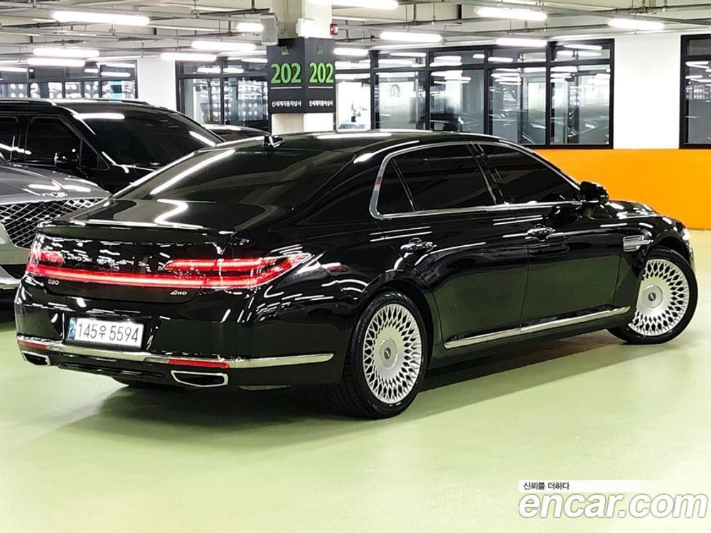 Genesis G90 3.8 AWD (04.2021)