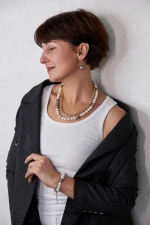 Браслет Твин 2 ряда белый и серый жемчуг Майорка и цепь ролло, оттенок золото