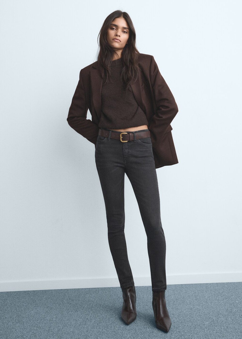 Джинсы-скинни со средней талией NEWISA