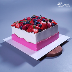 Торт с ягодами кондитерская Sweet Visors сладкие козырьки Светланы Дегтеревой