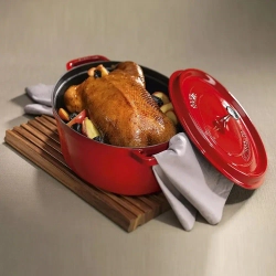 STAUB Чугунная кокотница овальная 4,2 л 29 см черная