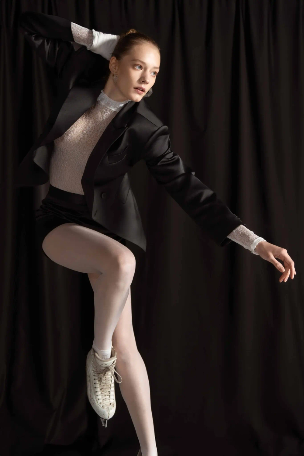 Микро-шорты из атласа