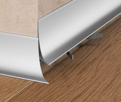 Щелевой плинтус Pro Design Corner L 584 анодированный, 2700x15,5x30 мм