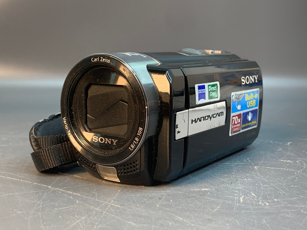 Sony Handycam DCR-SX45