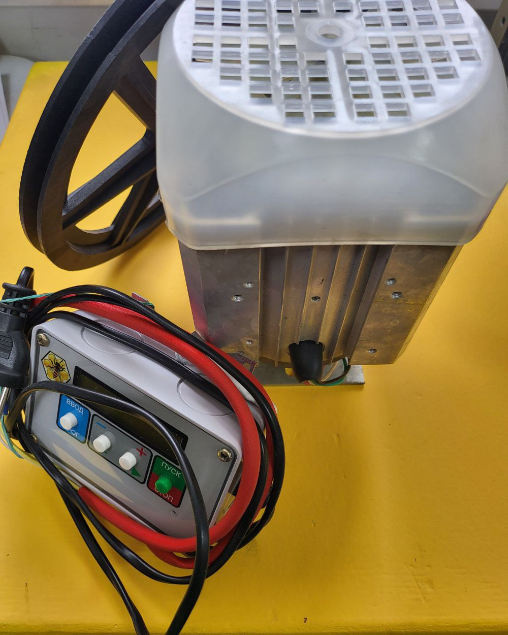 Двигатель для медогонки 220 В ЭПМ-224 (электропривод 180 Вт с электронным блоком управления программируемый)