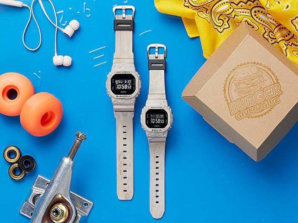Японские наручные часы Casio G-SHOCK DW-5600WM-5ER