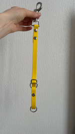 Ринговка груминга из биотана , ширина 15 мм, длина 50 см., зебра