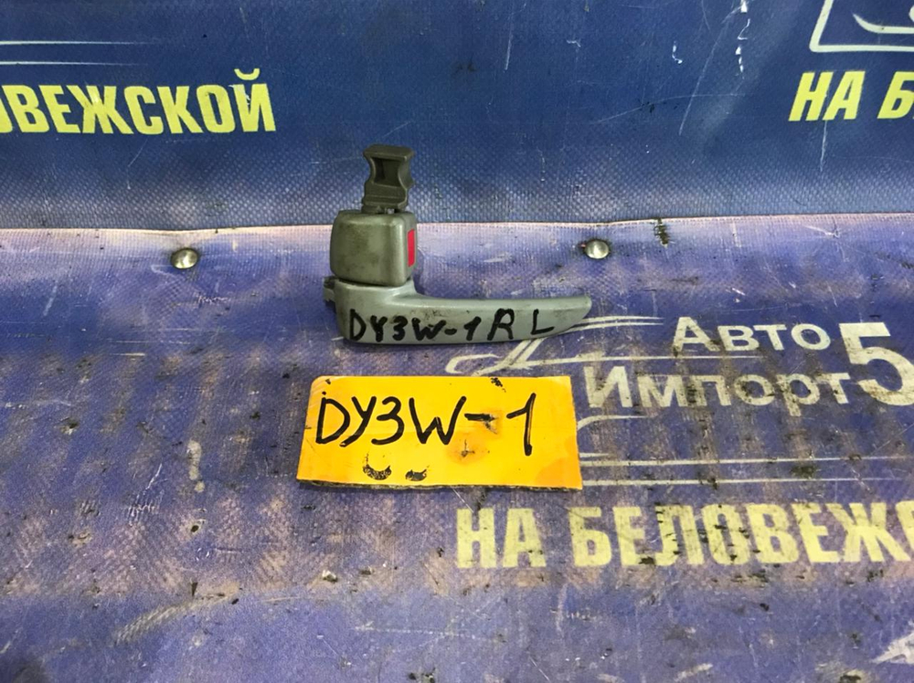 Ручка двери задней левой салонная MAZDA DEMIO 2003