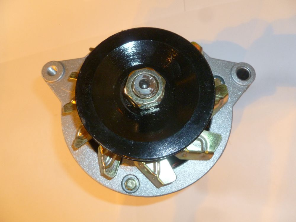 Генератор зарядный TDL 36 4L (D=90/1B )/Battery charging generator.28 v350 w