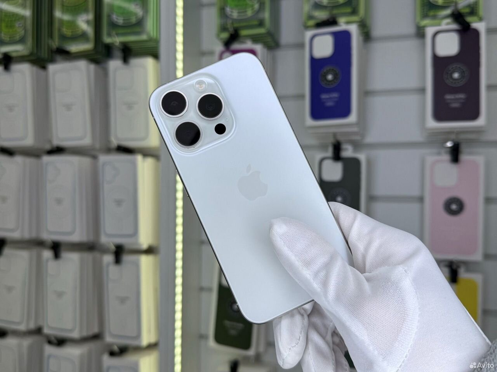 iPhone 15 Pro, 256 ГБ, SIM + eSIM б/у
