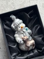 Новогодняя игрушка Снеговичок с олененком стекло